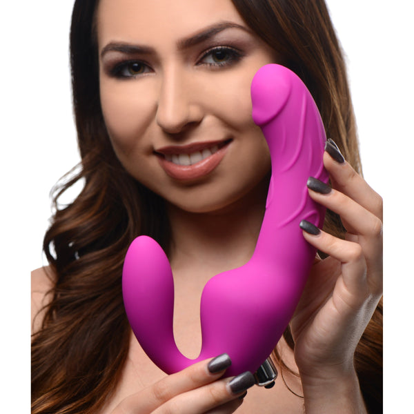 https://www.sextoydistributing.com/Merchant2/graphics/00000001/af467-model-std.jpg