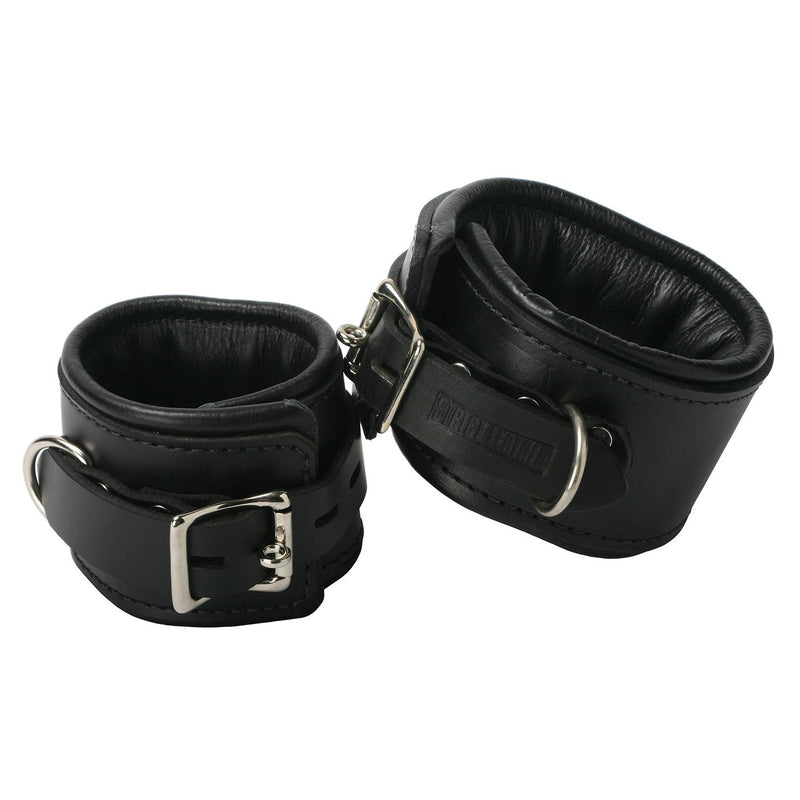 https://www.sextoydistributing.com/Merchant2/graphics/00000001/vf230-wrist-padded-locking-restraints.jpg